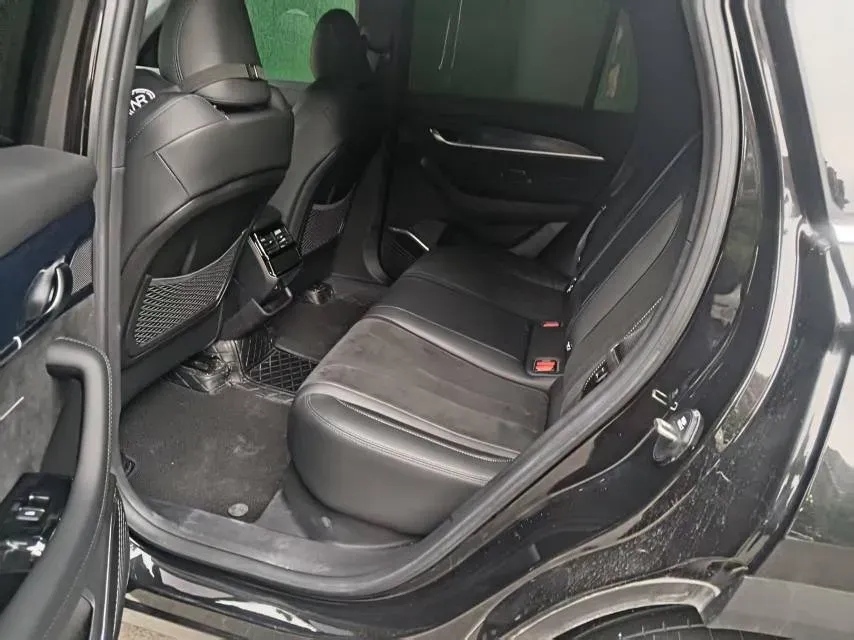 2024 Geely Monjaro 2.0T 238HP L4 8AT,autocango,china used car exporter,china ev exporter,chinese used car exporter,chinese used ev exporter