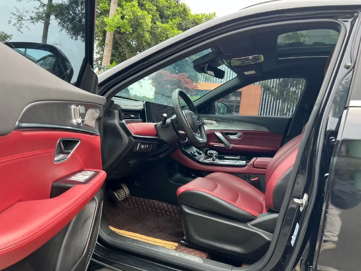 2021 Haval H6 2.0T 224HP L4 7DCT,autocango,china used car exporter,china ev exporter,chinese used car exporter,chinese used ev exporter