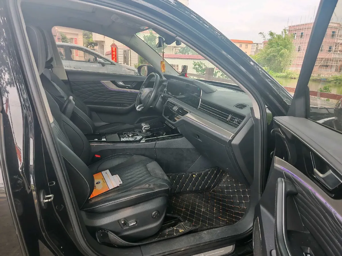 2022 HongQi HS5 2.0T 224HP L4 6AT,autocango,china used car exporter,china ev exporter,chinese used car exporter,chinese used ev exporter