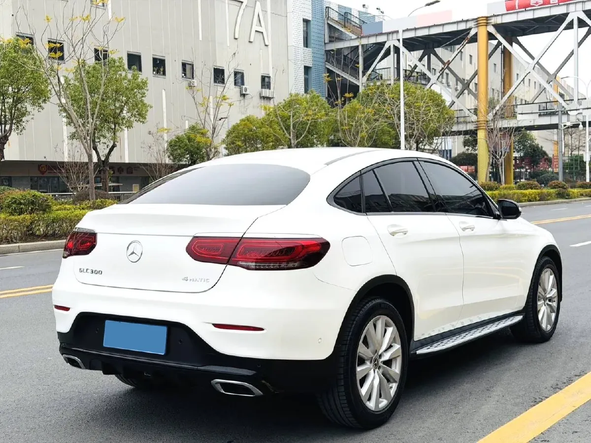 2020 Mercedes-Benz GLC Coupe 2.0T 197HP L4 9AT,autocango,china used car exporter,china ev exporter,chinese used car exporter,chinese used ev exporter