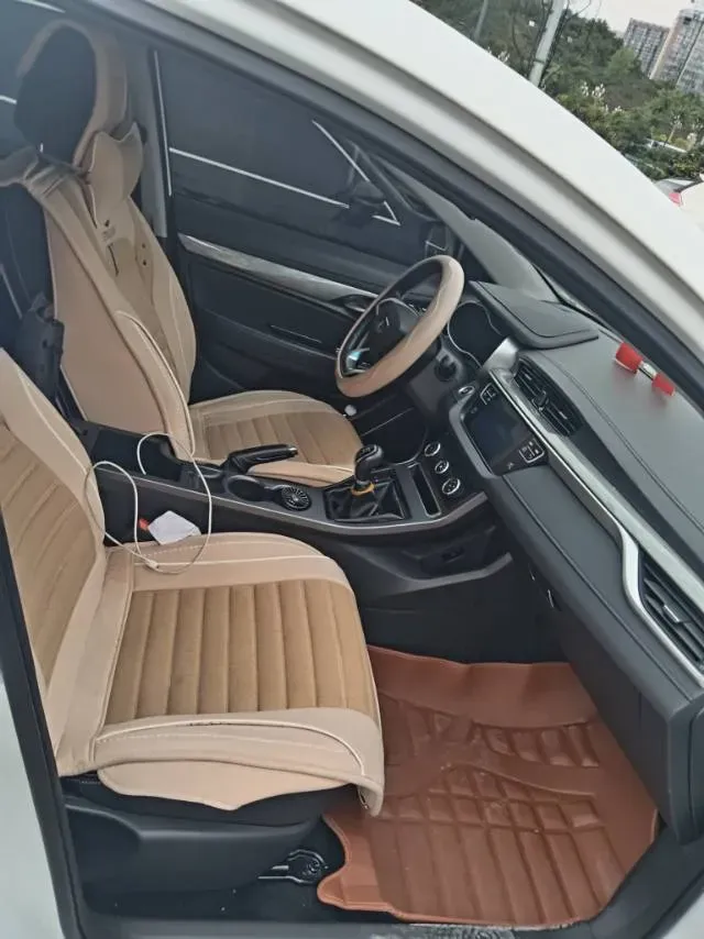 2019 Geely Emgrand 1.5L 109HP L4 5MT,autocango,china used car exporter,china ev exporter,chinese used car exporter,chinese used ev exporter