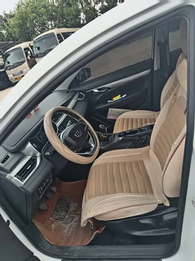 2019 Geely Emgrand 1.5L 109HP L4 5MT,autocango,china used car exporter,china ev exporter,chinese used car exporter,chinese used ev exporter