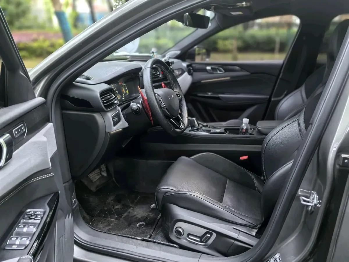 2021 LYNK&CO 03 2.0T 190HP L4 6AT,autocango,china used car exporter,china ev exporter,chinese used car exporter,chinese used ev exporter