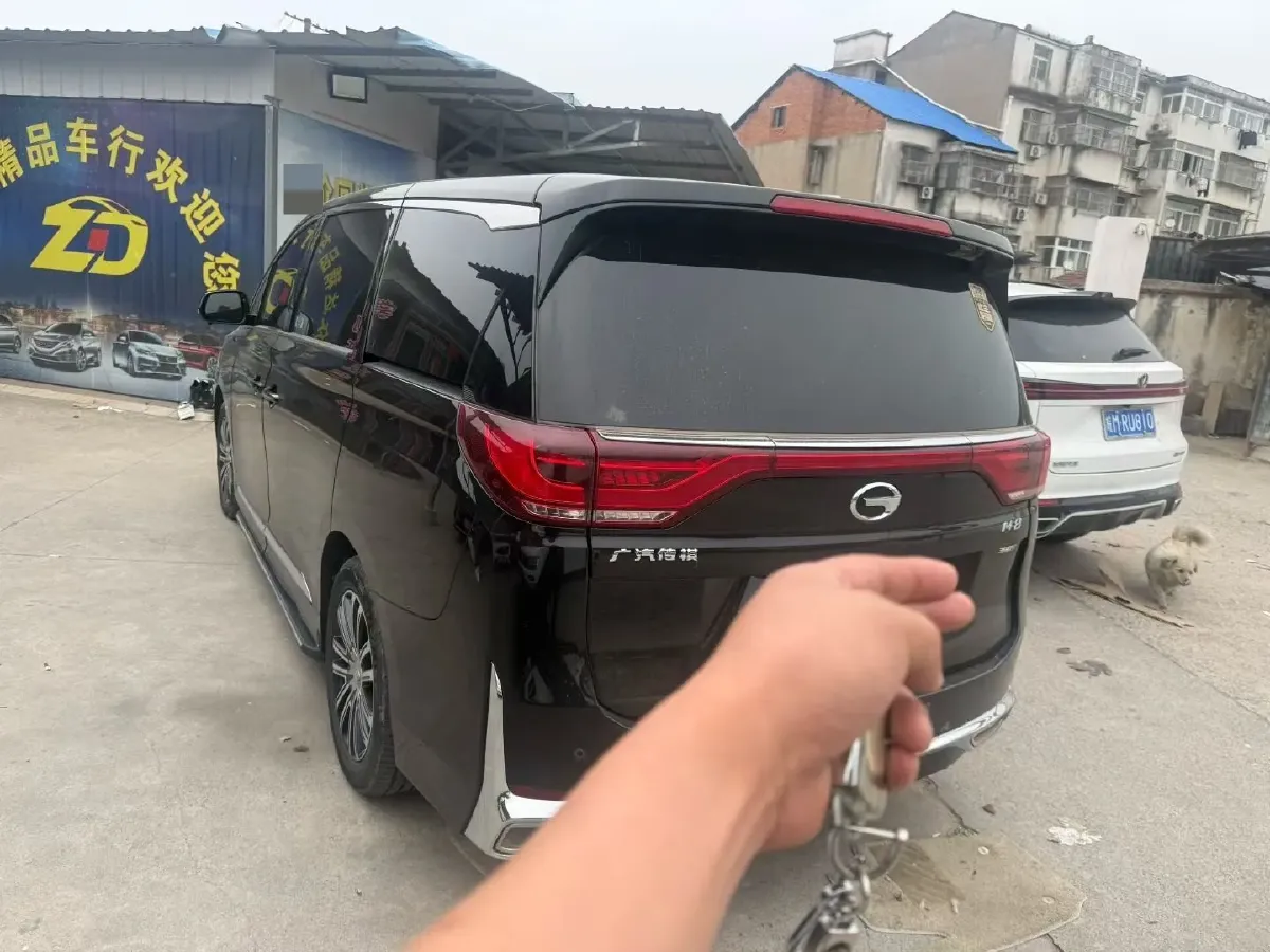 2021 GAC Trumpchi M8 2.0T 252HP L4 8AT,autocango,china used car exporter,china ev exporter,chinese used car exporter,chinese used ev exporter