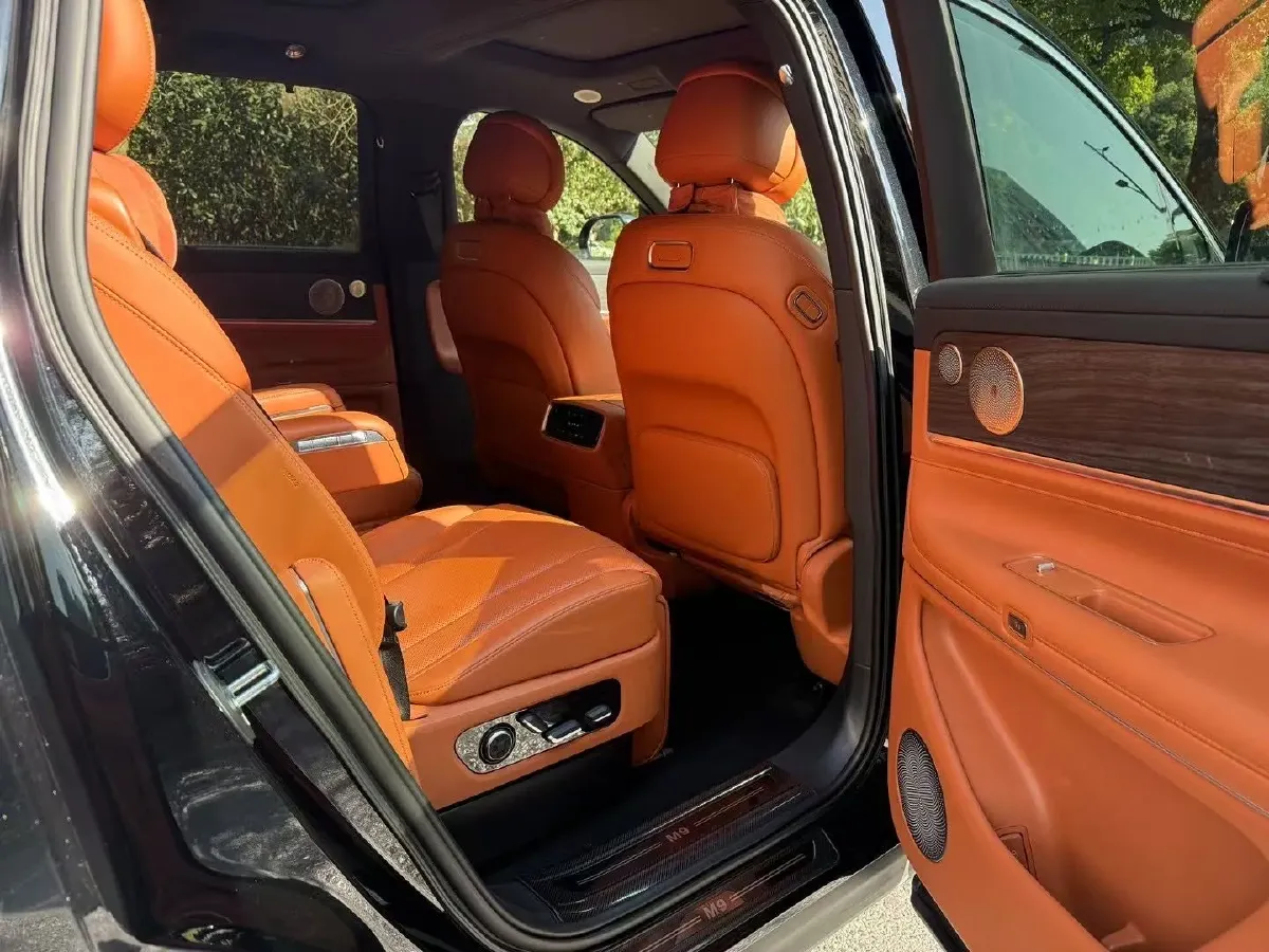 2024 AITO AITO M9 1.5T 152HP L4 REEV 42KWH,autocango,china used car exporter,china ev exporter,chinese used car exporter,chinese used ev exporter