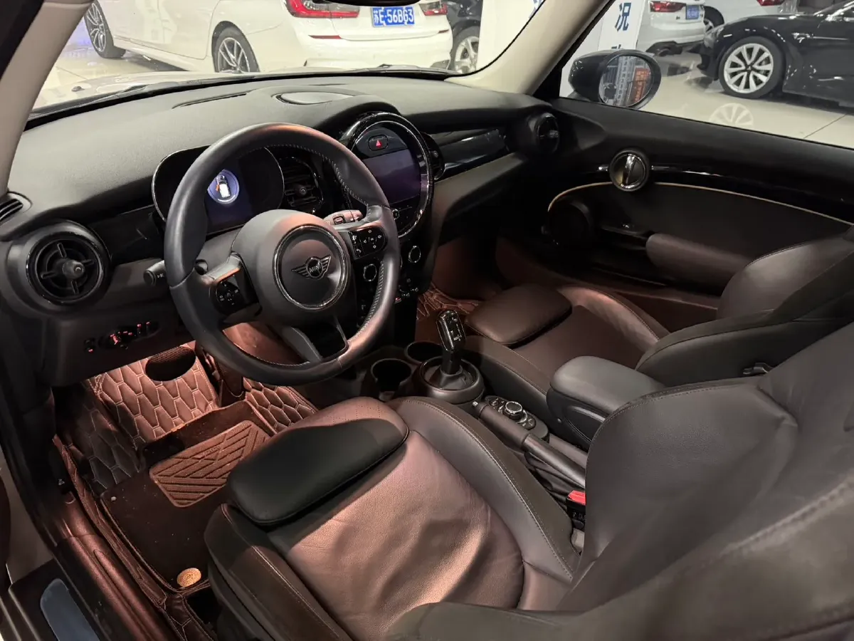 2022 MINI MINI 1.5T 136HP L3 7DCT,autocango,china used car exporter,china ev exporter,chinese used car exporter,chinese used ev exporter