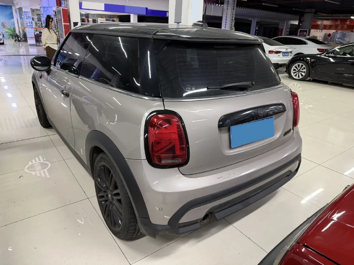 2022 MINI MINI 1.5T 136HP L3 7DCT,autocango,china used car exporter,china ev exporter,chinese used car exporter,chinese used ev exporter