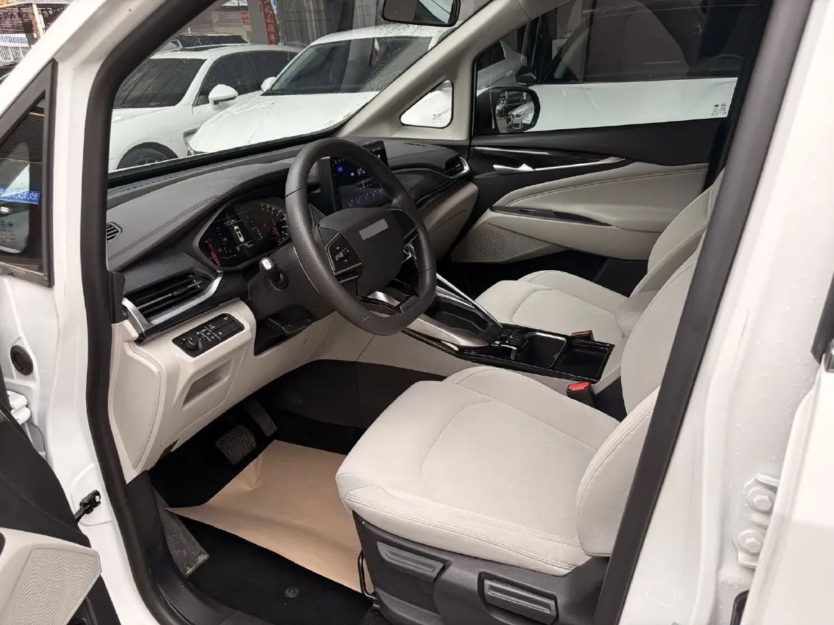 2025 MAXUS G50 1.5T 181HP L4 7DCT,autocango,china used car exporter,china ev exporter,chinese used car exporter,chinese used ev exporter