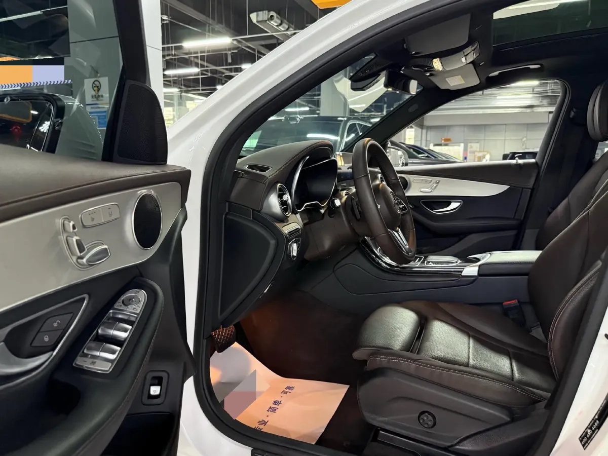 2022 Mercedes-Benz GLC Class 2.0T 197HP L4 9AT,autocango,china used car exporter,china ev exporter,chinese used car exporter,chinese used ev exporter