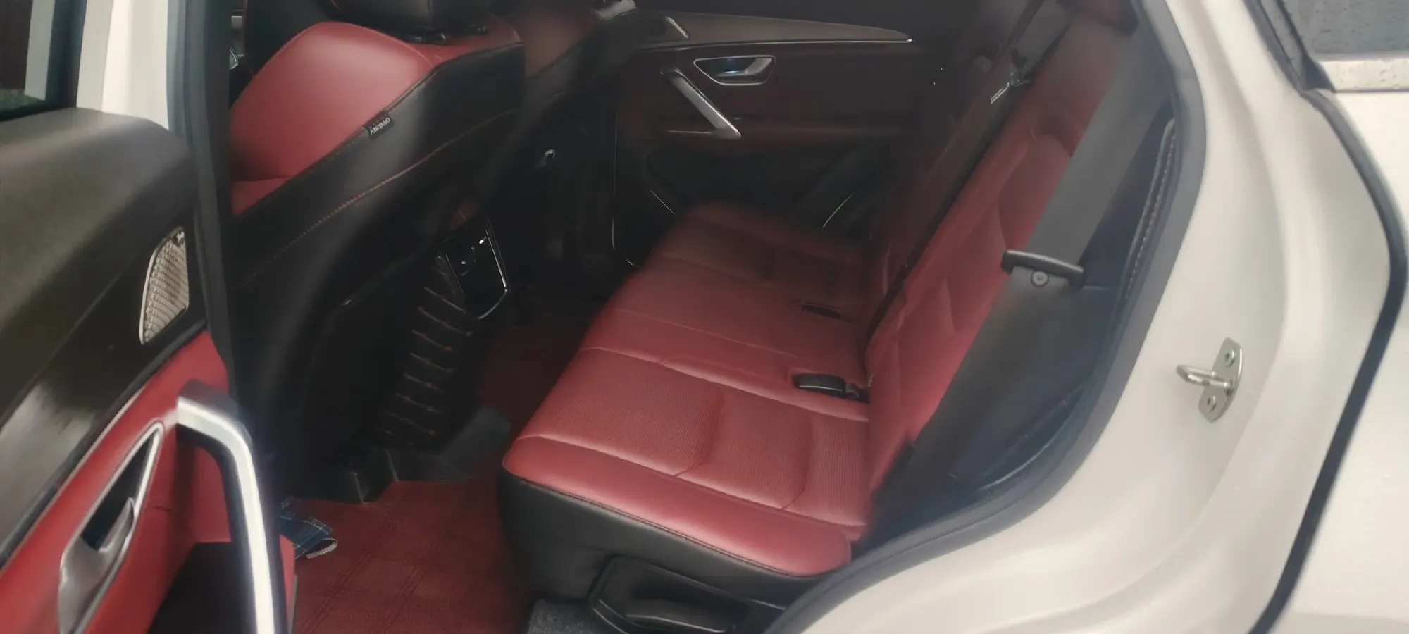 2021 Haval H6 2.0T 224HP L4 7DCT,autocango,china used car exporter,china ev exporter,chinese used car exporter,chinese used ev exporter