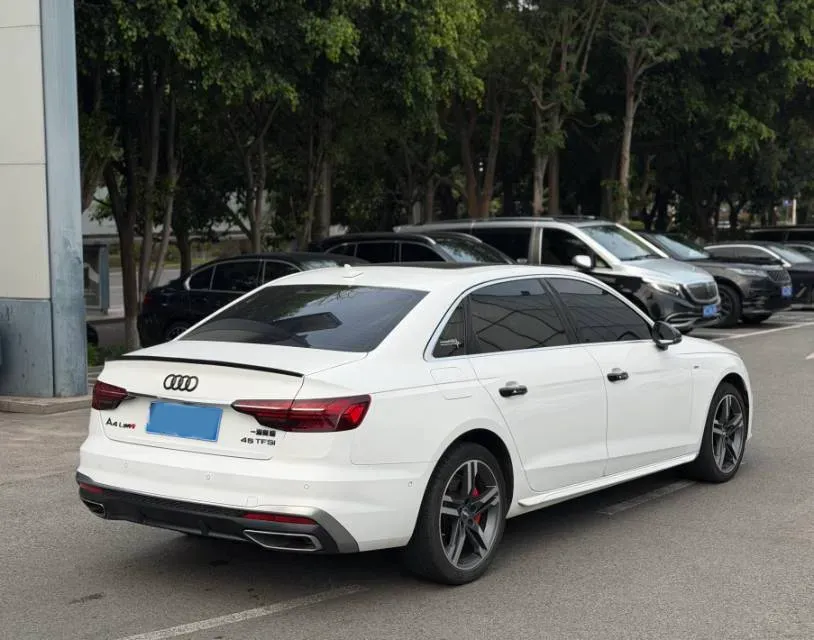 2020 Audi A4L 2.0T 190HP L4 7DCT,autocango,china used car exporter,china ev exporter,chinese used car exporter,chinese used ev exporter