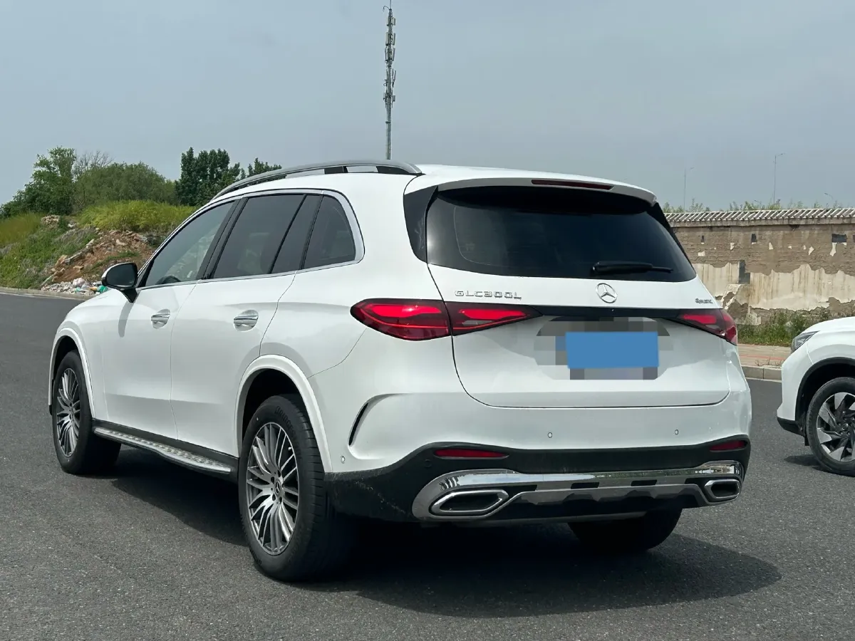 2025 Mercedes-Benz GLC Class 2.0T 258HP L4 9AT,autocango,china used car exporter,china ev exporter,chinese used car exporter,chinese used ev exporter