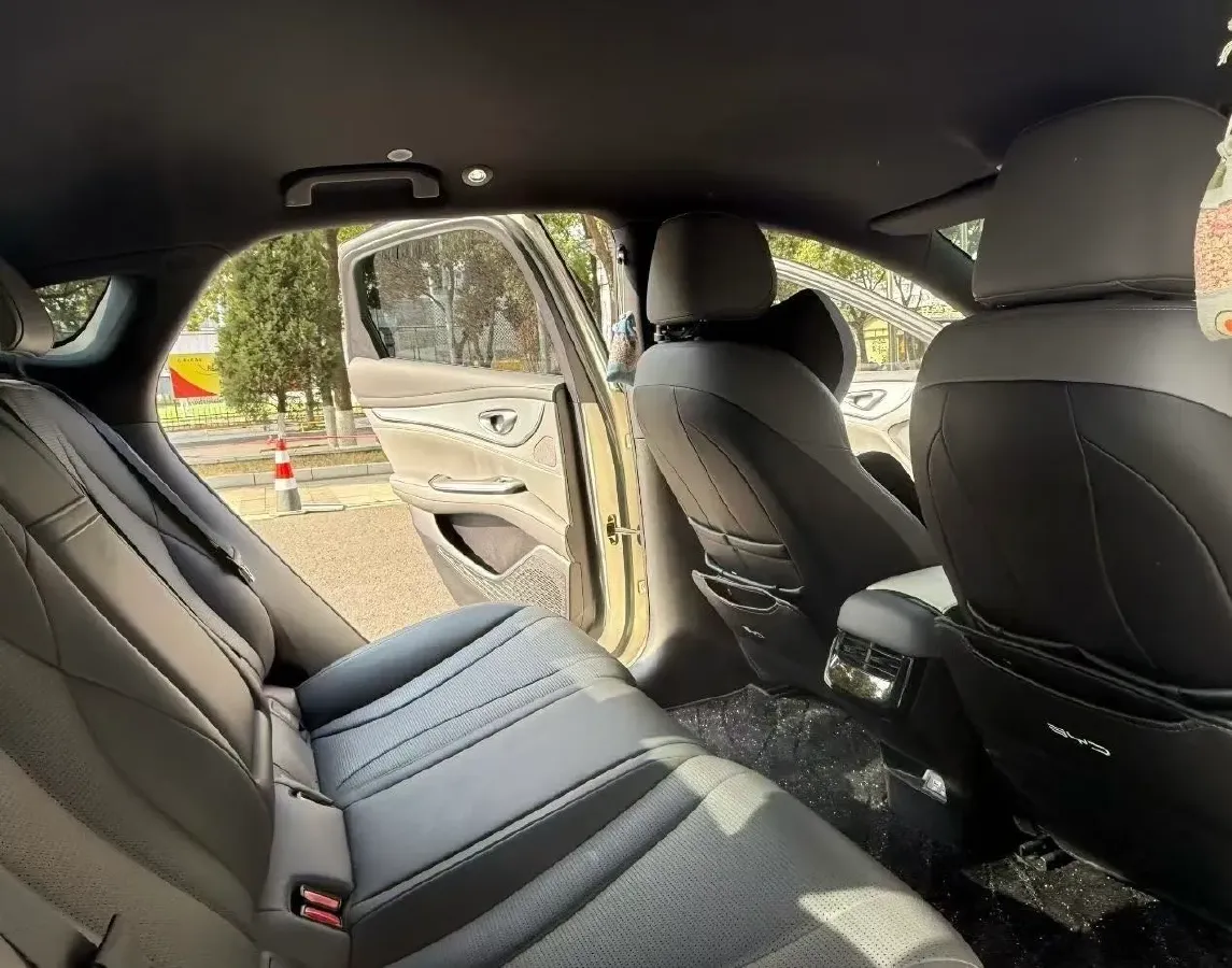 2025 BYD Seal07 DM-i 1.5L 101HP L4 E-CVT PHEV 10.08KWH,autocango,china used car exporter,china ev exporter,chinese used car exporter,chinese used ev exporter