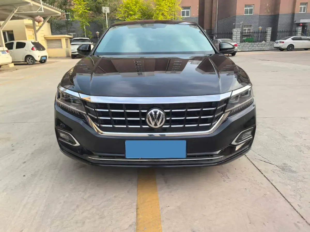 2019 Volvo V40 1.5T 152HP L4 6AT,autocango,china used car exporter,china ev exporter,chinese used car exporter,chinese used ev exporter