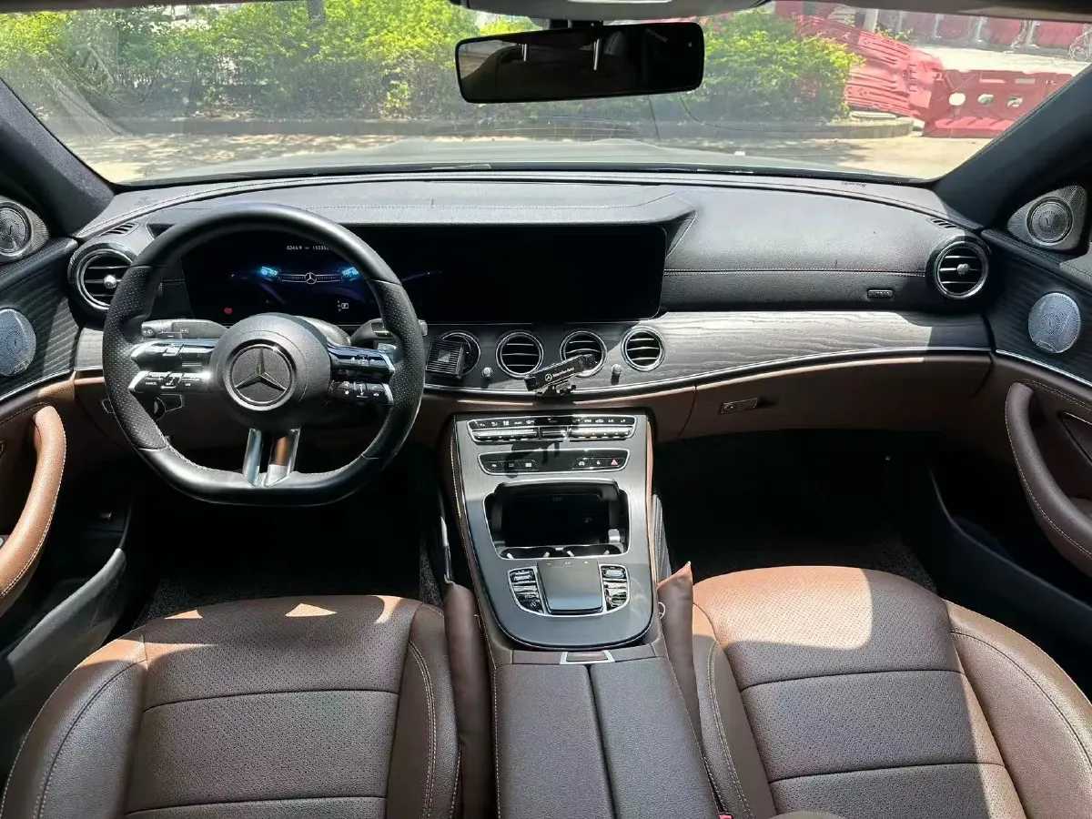 2021 Mercedes-Benz E Class 2.0T 258HP L4 9AT,autocango,china used car exporter,china ev exporter,chinese used car exporter,chinese used ev exporter