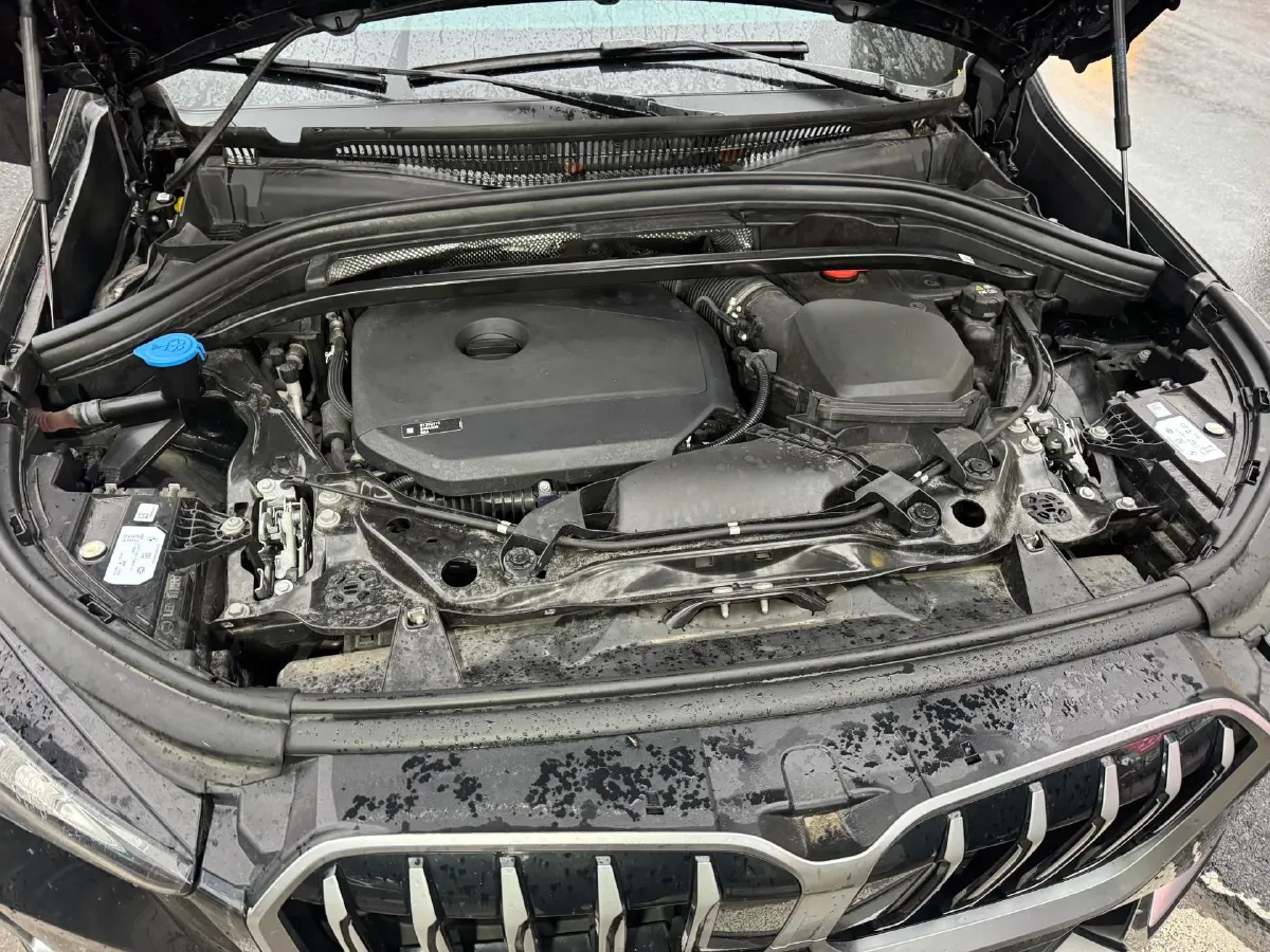 2024 BMW X1 2.0T 204HP L4 7DCT,autocango,china used car exporter,china ev exporter,chinese used car exporter,chinese used ev exporter