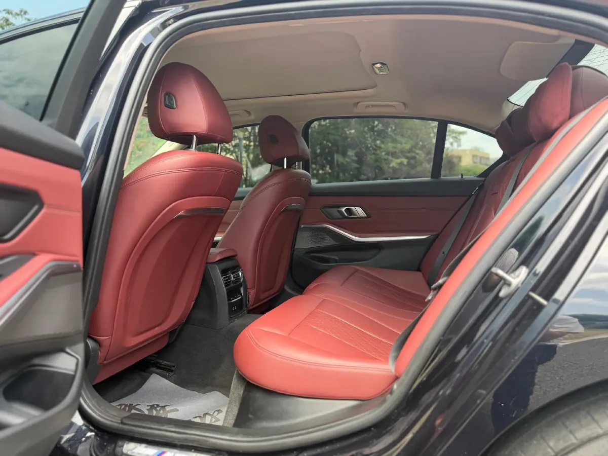 2024 BMW 3 Series 2.0T 184HP L4 8AT,autocango,china used car exporter,china ev exporter,chinese used car exporter,chinese used ev exporter