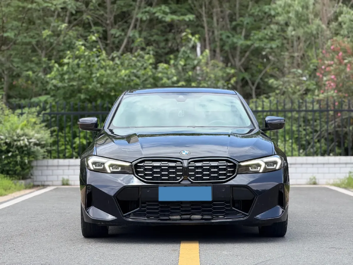 2024 BMW 3 Series 2.0T 184HP L4 8AT,autocango,china used car exporter,china ev exporter,chinese used car exporter,chinese used ev exporter