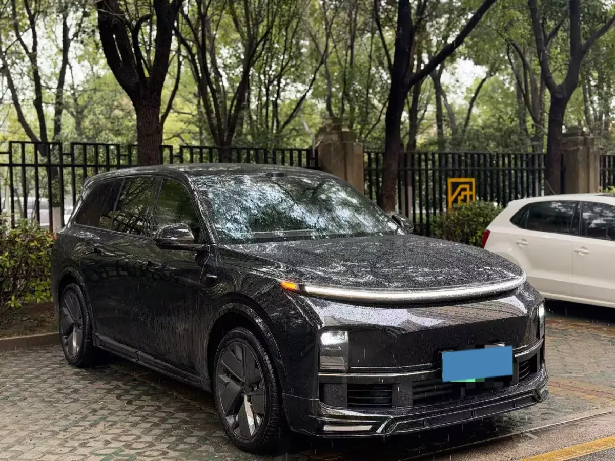 2025 Li L9 Range Extended 154HP REEV,autocango,china used car exporter,china ev exporter,chinese used car exporter,chinese used ev exporter