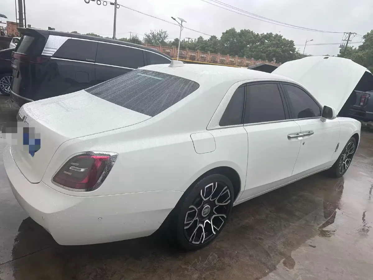 2021 Rolls-Royce Ghost 6.7T 571HP V12 8AT,autocango,china used car exporter,china ev exporter,chinese used car exporter,chinese used ev exporter