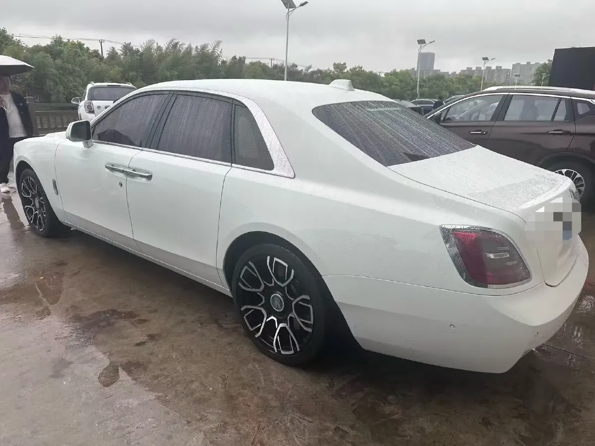 2021 Rolls-Royce Ghost 6.7T 571HP V12 8AT,autocango,china used car exporter,china ev exporter,chinese used car exporter,chinese used ev exporter