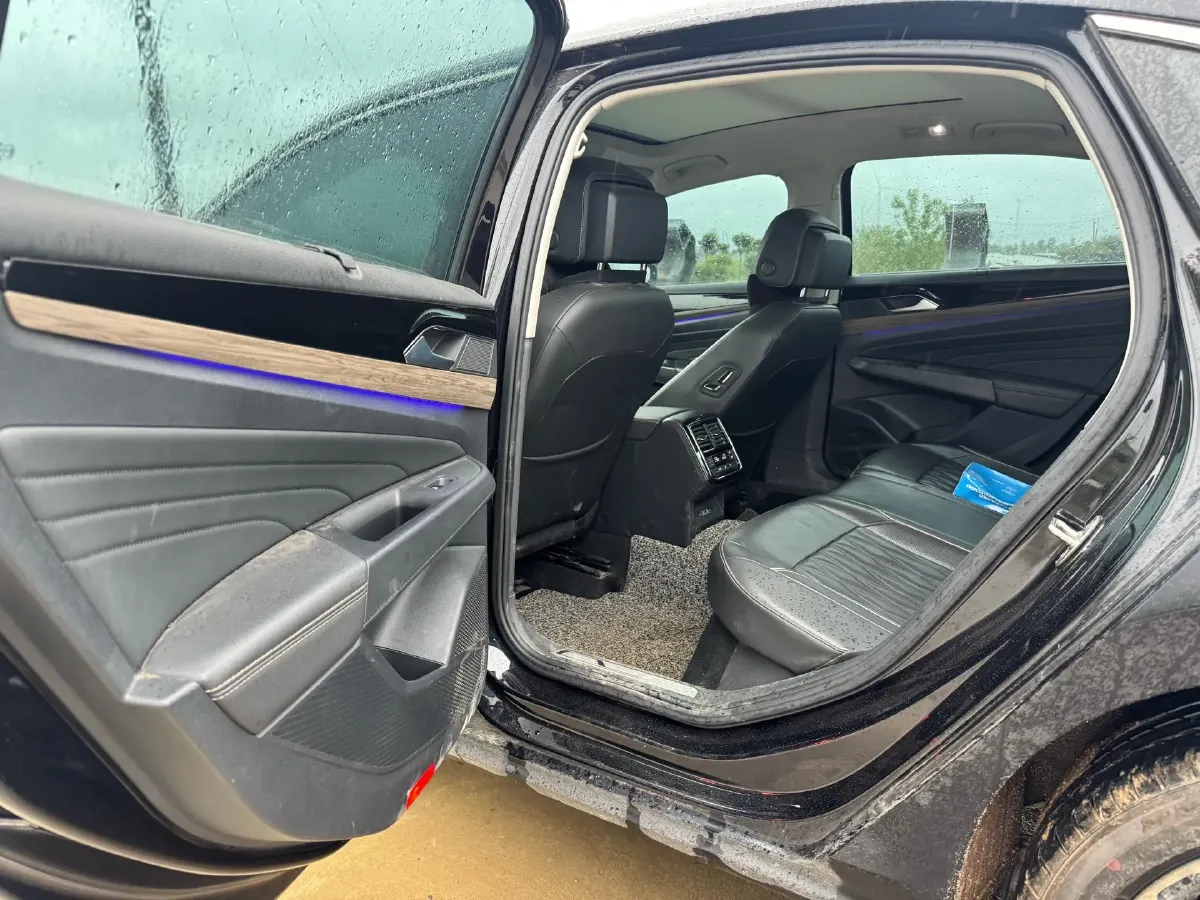 2020 Volkswagen Passat 2.0T 186HP L4 7DCT,autocango,china used car exporter,china ev exporter,chinese used car exporter,chinese used ev exporter