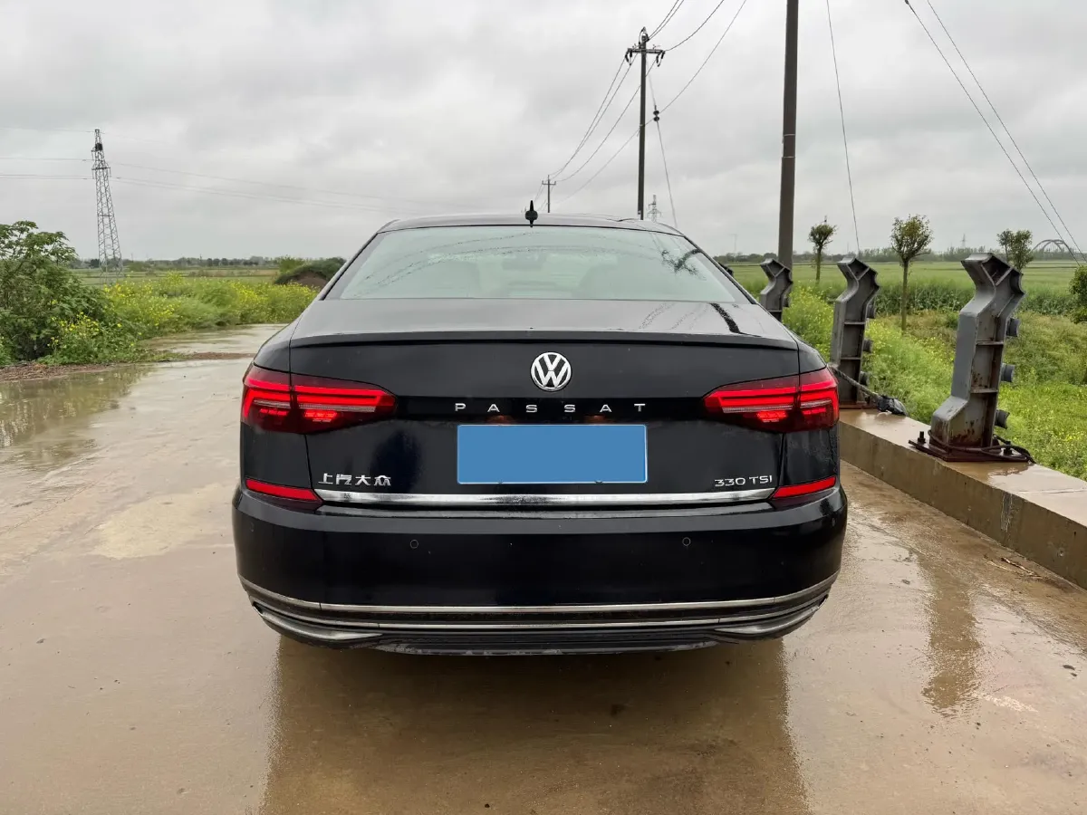 2020 Volkswagen Passat 2.0T 186HP L4 7DCT,autocango,china used car exporter,china ev exporter,chinese used car exporter,chinese used ev exporter