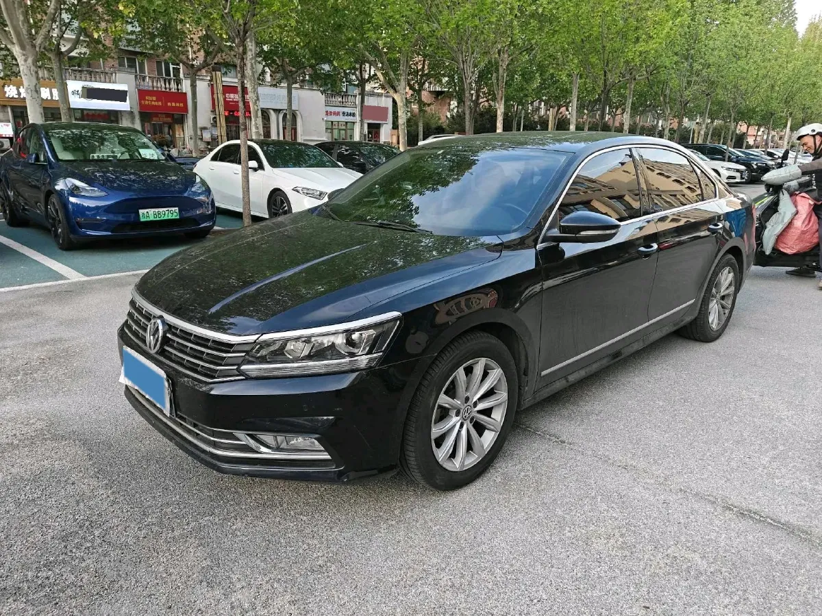 2017 Volkswagen Passat 1.8T 180HP L4 7DCT,autocango,china used car exporter,china ev exporter,chinese used car exporter,chinese used ev exporter
