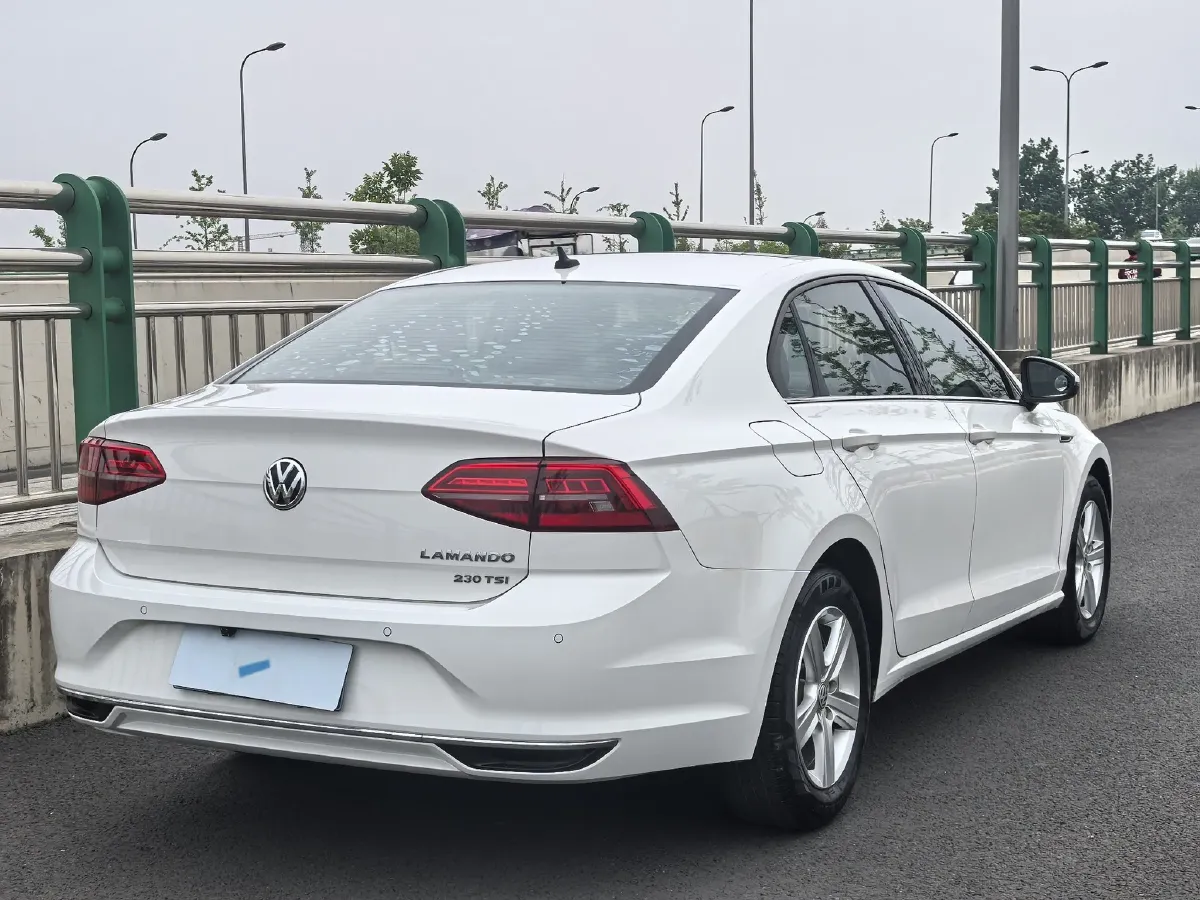 2019 Volkswagen T-Cross 1.4T 150HP L4 7DCT,autocango,china used car exporter,china ev exporter,chinese used car exporter,chinese used ev exporter