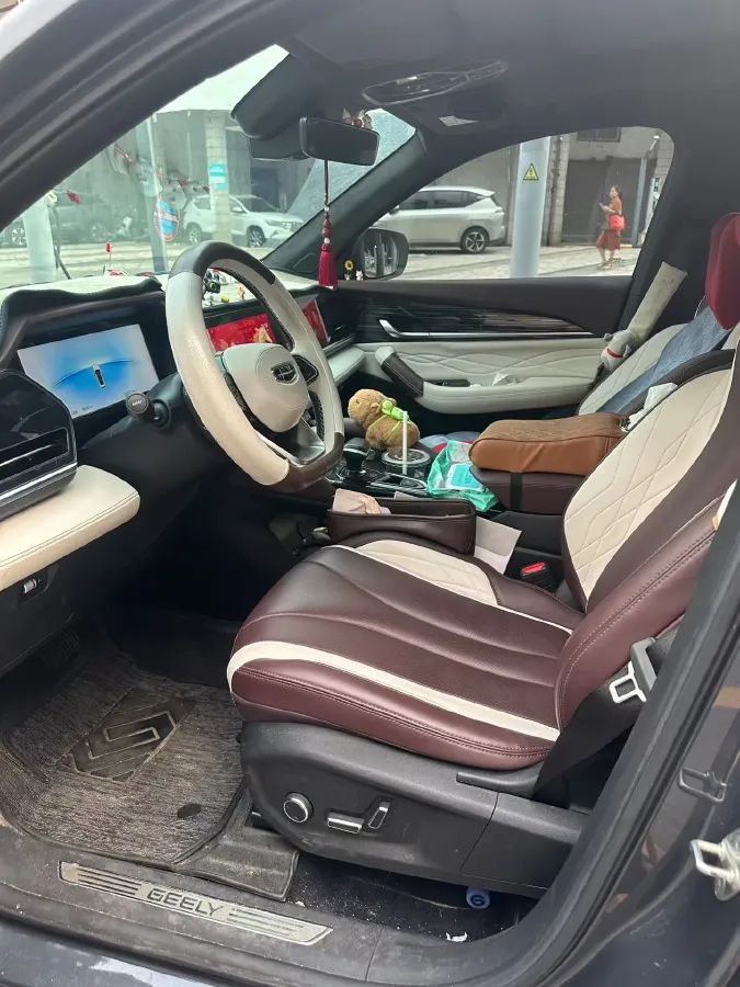 2024 Geely Monjaro 2.0T 238HP L4 8AT,autocango,china used car exporter,china ev exporter,chinese used car exporter,chinese used ev exporter