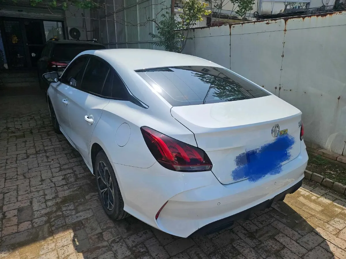 2023 MG 5 1.5L 129HP L4 5MT,autocango,china used car exporter,china ev exporter,chinese used car exporter,chinese used ev exporter