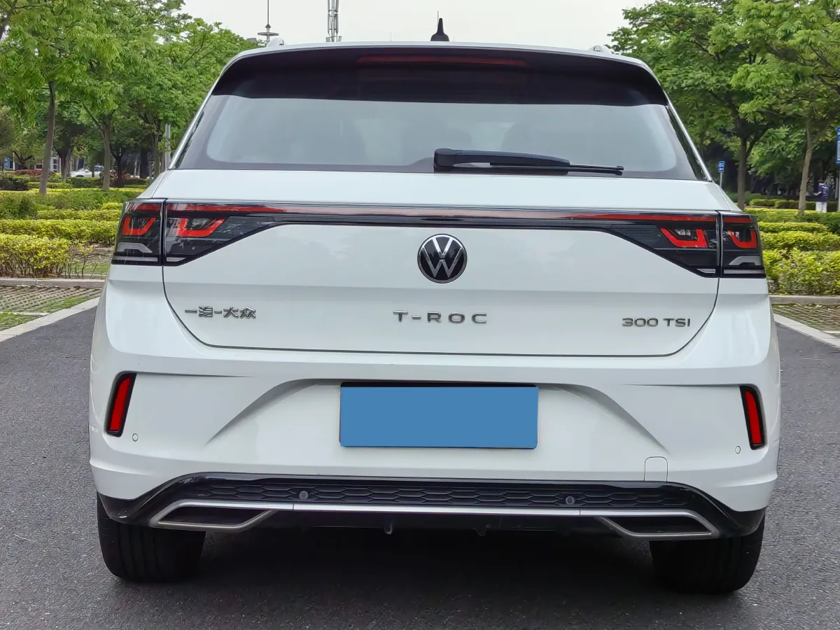 2023 Volkswagen T-Roc 1.5T 160HP L4 7DCT,autocango,china used car exporter,china ev exporter,chinese used car exporter,chinese used ev exporter