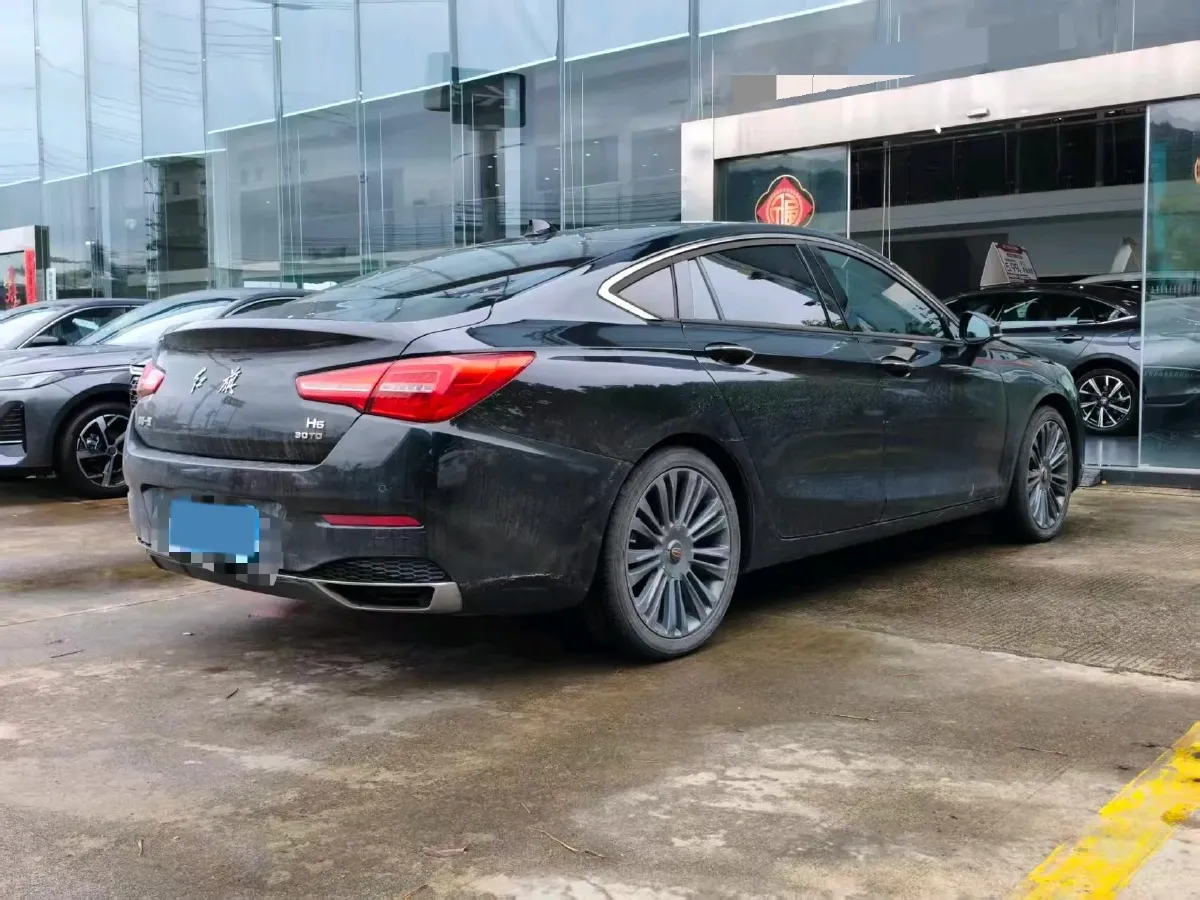 2020 HongQi H5 1.5T 169HP L4 7DCT,autocango,china used car exporter,china ev exporter,chinese used car exporter,chinese used ev exporter