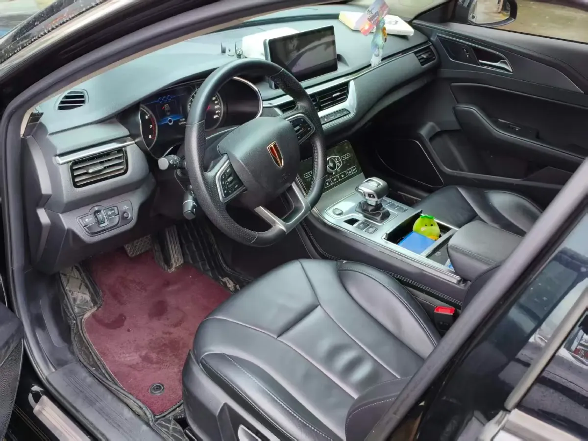 2020 HongQi H5 1.5T 169HP L4 7DCT,autocango,china used car exporter,china ev exporter,chinese used car exporter,chinese used ev exporter