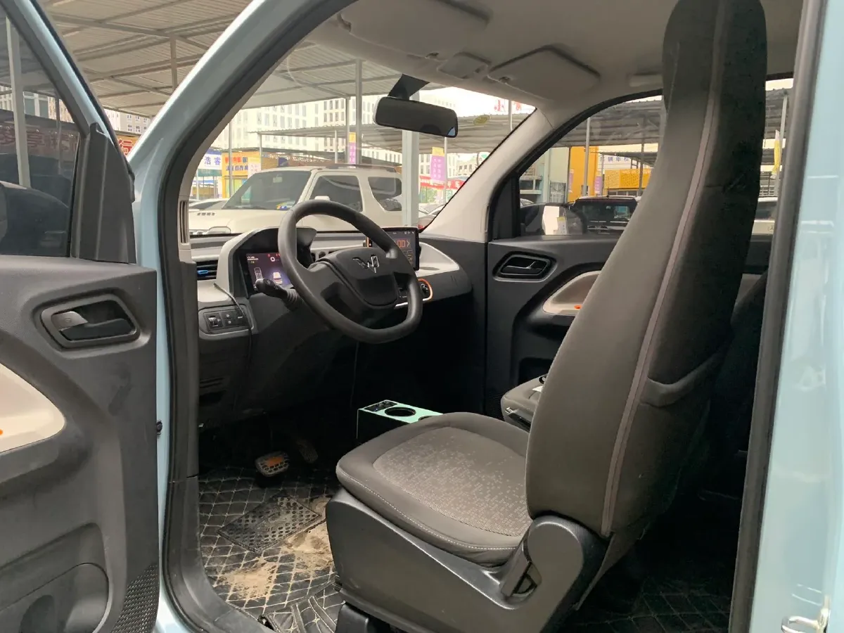 2020 WuLing HongGuang MINI EV BEV 13.8KWH,autocango,china used car exporter,china ev exporter,chinese used car exporter,chinese used ev exporter