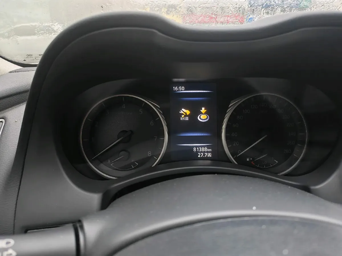 2018 Jeep Grand Commander 2.0T 265HP L4 9AT,autocango,china used car exporter,china ev exporter,chinese used car exporter,chinese used ev exporter