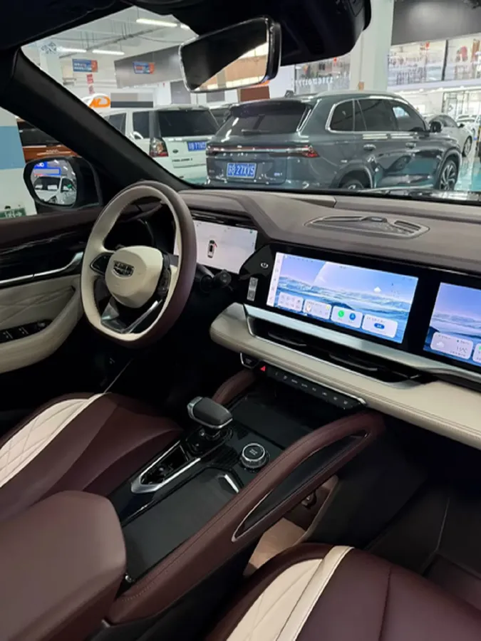 2021 Geely Monjaro 2.0T 218HP L4 7DCT,autocango,china used car exporter,china ev exporter,chinese used car exporter,chinese used ev exporter