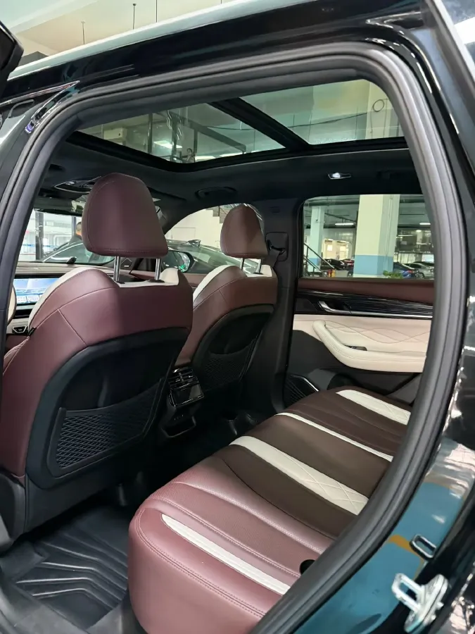 2021 Geely Monjaro 2.0T 218HP L4 7DCT,autocango,china used car exporter,china ev exporter,chinese used car exporter,chinese used ev exporter