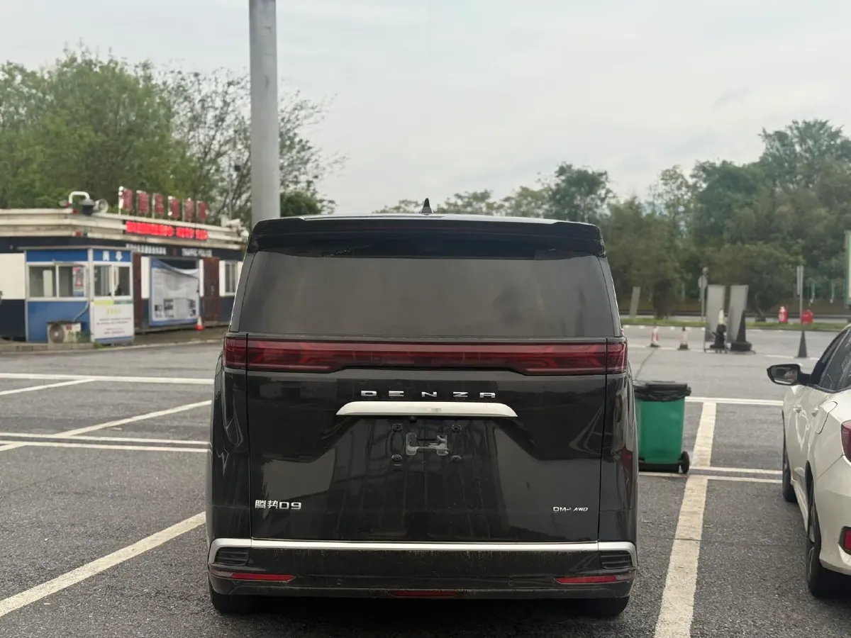 2022 Mercedes-Benz GLC Class 2.0T 197HP L4 9AT,autocango,china used car exporter,china ev exporter,chinese used car exporter,chinese used ev exporter