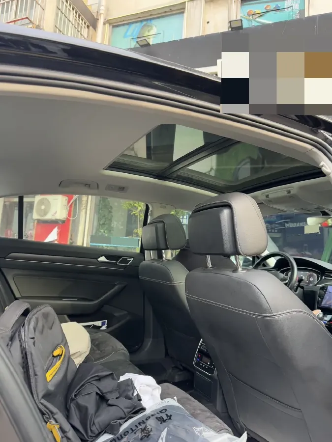 2020 Volkswagen Magotan 2.0T 186HP L4 7DCT,autocango,china used car exporter,china ev exporter,chinese used car exporter,chinese used ev exporter