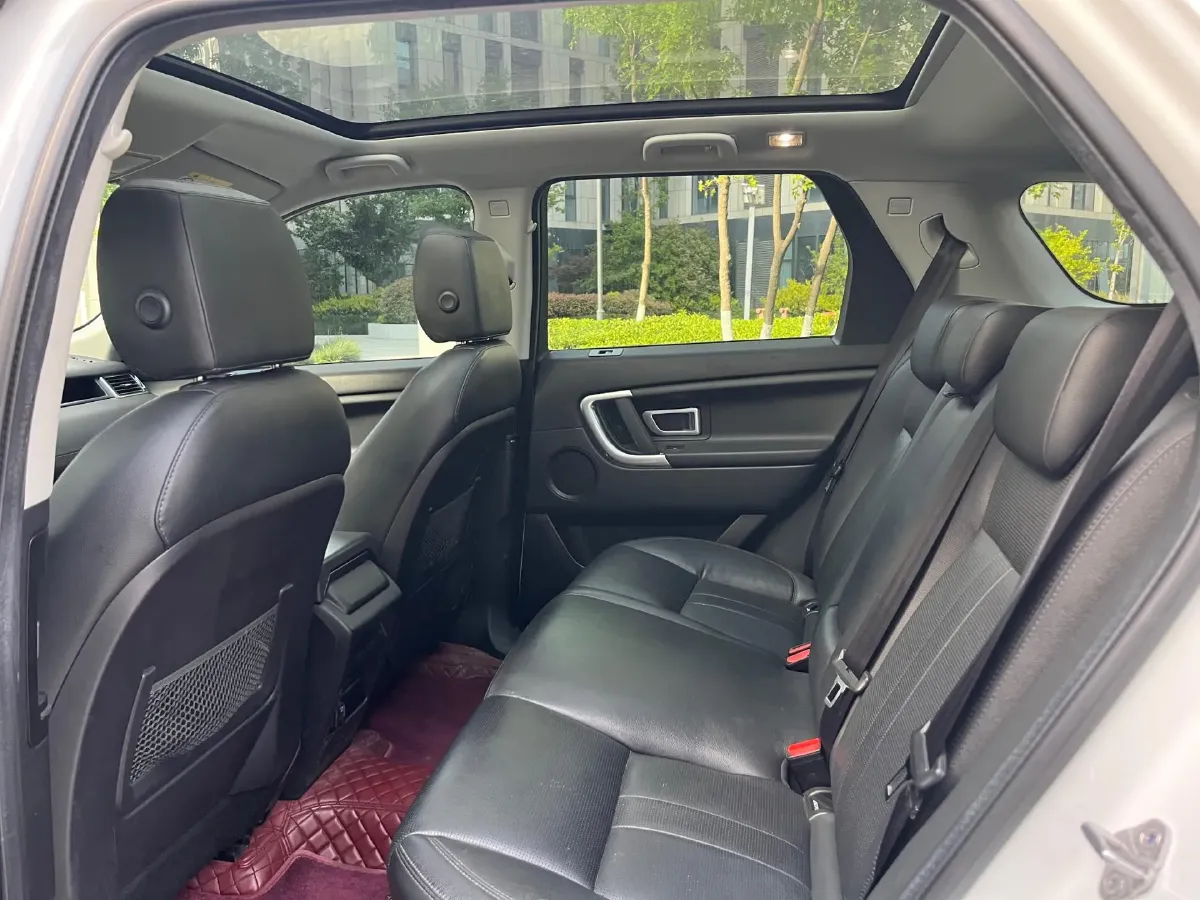 2018 Land Rover Discovery Sport 2.0T 241HP L4 9AT,autocango,china used car exporter,china ev exporter,chinese used car exporter,chinese used ev exporter