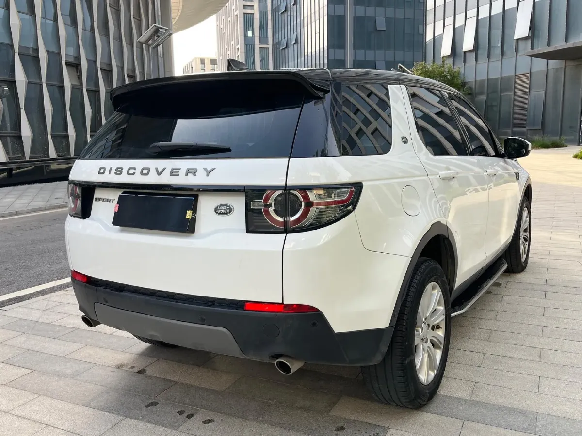 2018 Land Rover Discovery Sport 2.0T 241HP L4 9AT,autocango,china used car exporter,china ev exporter,chinese used car exporter,chinese used ev exporter