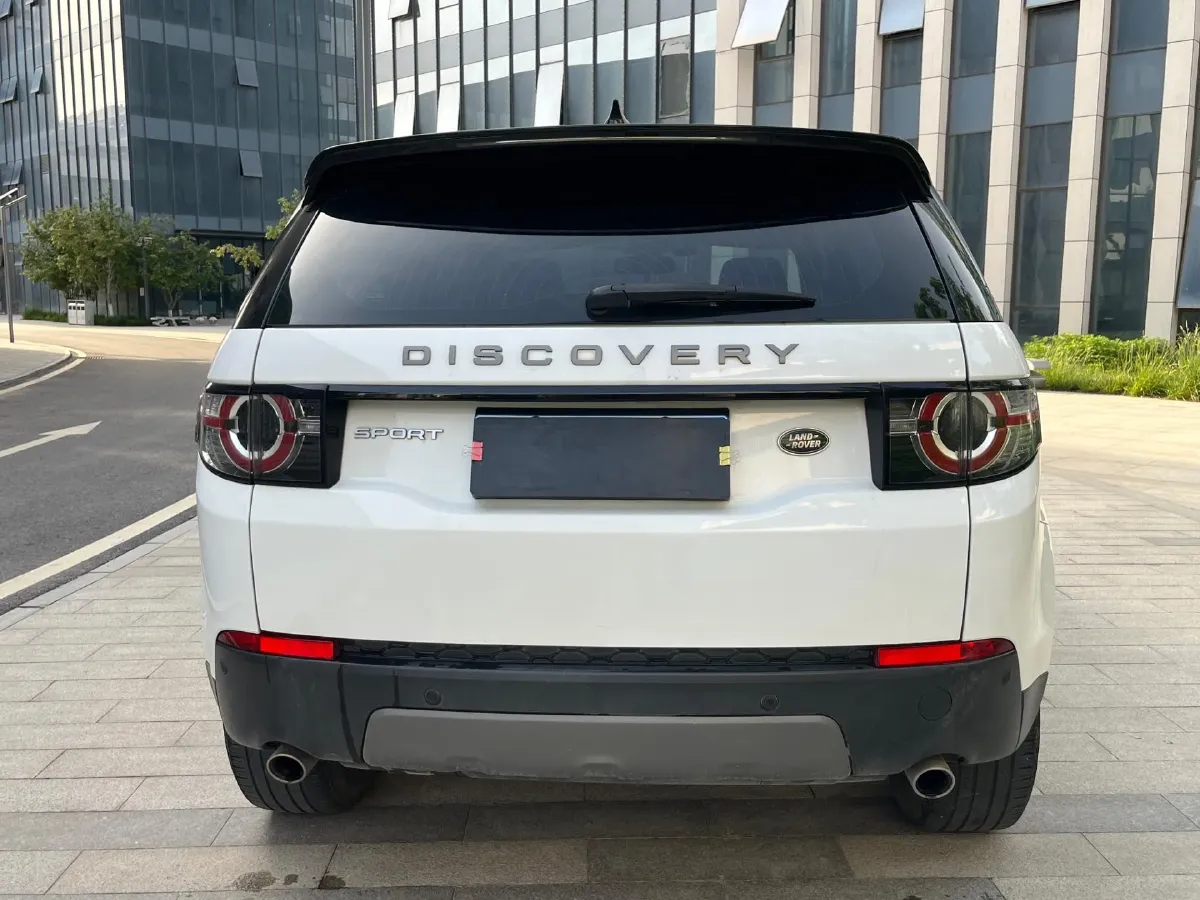 2018 Land Rover Discovery Sport 2.0T 241HP L4 9AT,autocango,china used car exporter,china ev exporter,chinese used car exporter,chinese used ev exporter