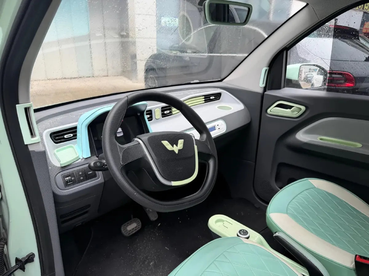 2021 WuLing HongGuang MINI EV BEV 9KWH,autocango,china used car exporter,china ev exporter,chinese used car exporter,chinese used ev exporter