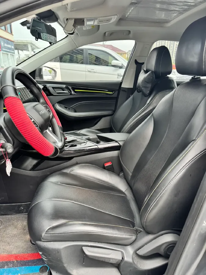 2021 Roewe i5 1.5L 120HP L4 CVT,autocango,china used car exporter,china ev exporter,chinese used car exporter,chinese used ev exporter