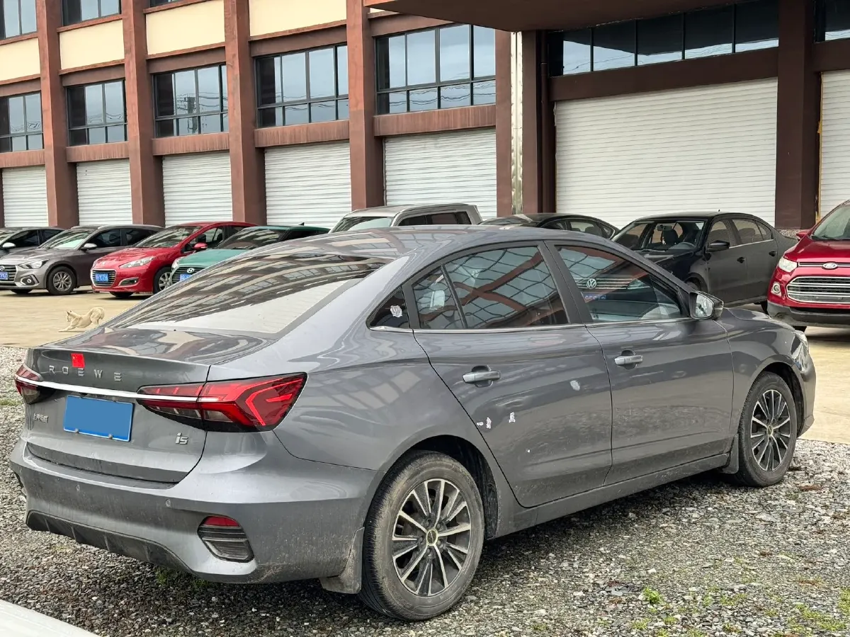 2021 Roewe i5 1.5L 120HP L4 CVT,autocango,china used car exporter,china ev exporter,chinese used car exporter,chinese used ev exporter