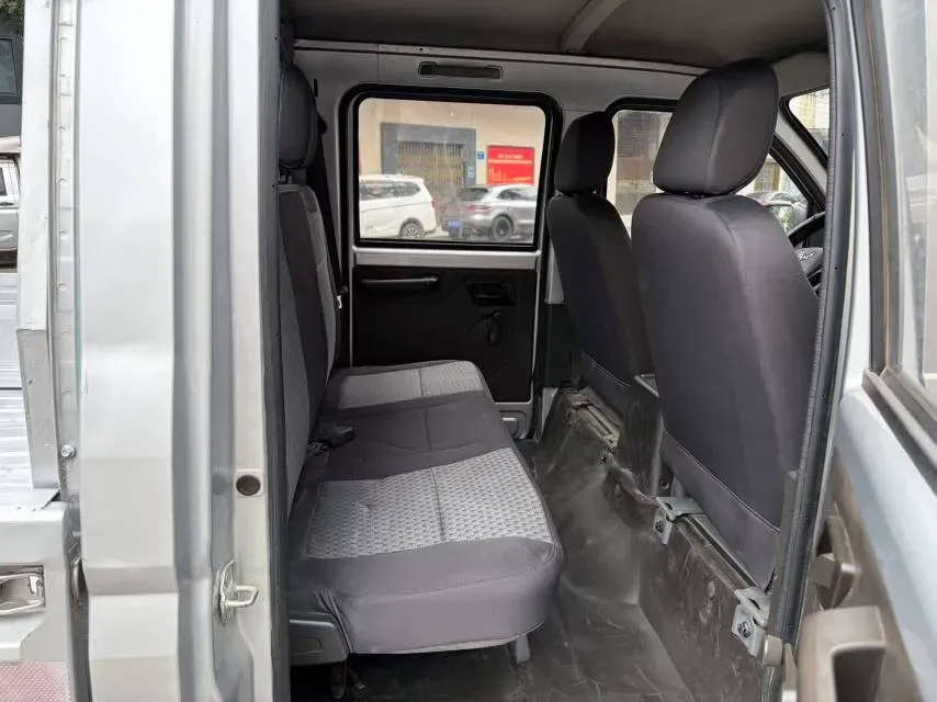 2019 WuLing RongGuang New Truck 1.5L 107HP L4 5MT,autocango,china used car exporter,china ev exporter,chinese used car exporter,chinese used ev exporter