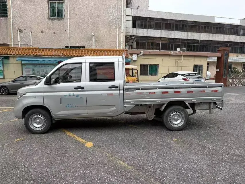 2019 WuLing RongGuang New Truck 1.5L 107HP L4 5MT,autocango,china used car exporter,china ev exporter,chinese used car exporter,chinese used ev exporter