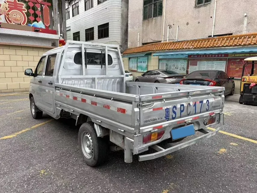 2019 WuLing RongGuang New Truck 1.5L 107HP L4 5MT,autocango,china used car exporter,china ev exporter,chinese used car exporter,chinese used ev exporter