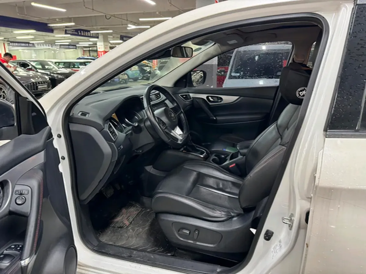 2021 Nissan Qashqai 2.0L 151HP L4 CVT,autocango,china used car exporter,china ev exporter,chinese used car exporter,chinese used ev exporter